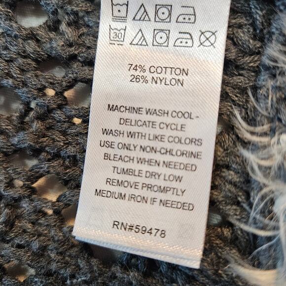 Max Studio Kids Long Cardigan Vest Gray and Cream Crochet Faux Fur Large 14 - Picture 6 of 9